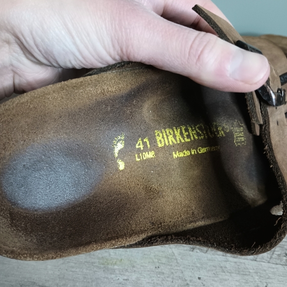 Birkenstock Arizona Suede Sandals 41 Womens 10 Mens 8 Brown Tan Buckle Comfort - Picture 9 of 14